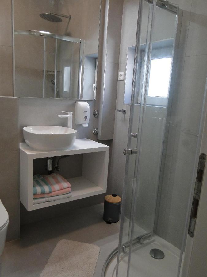 פרימוסטן Rooms Tepli Bok מראה חיצוני תמונה