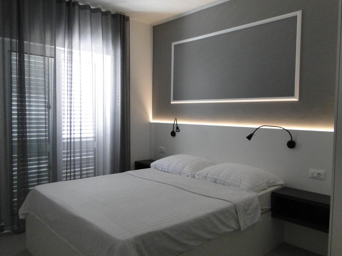 פרימוסטן Rooms Tepli Bok מראה חיצוני תמונה