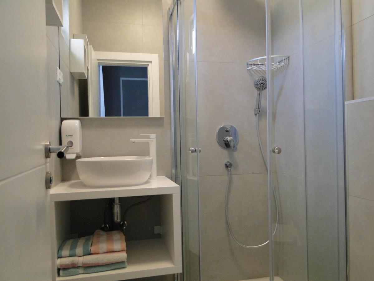 פרימוסטן Rooms Tepli Bok מראה חיצוני תמונה